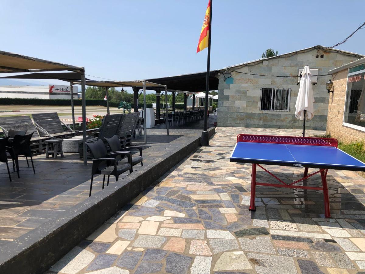 La Villa Del Karting El Teso Exteriör bild